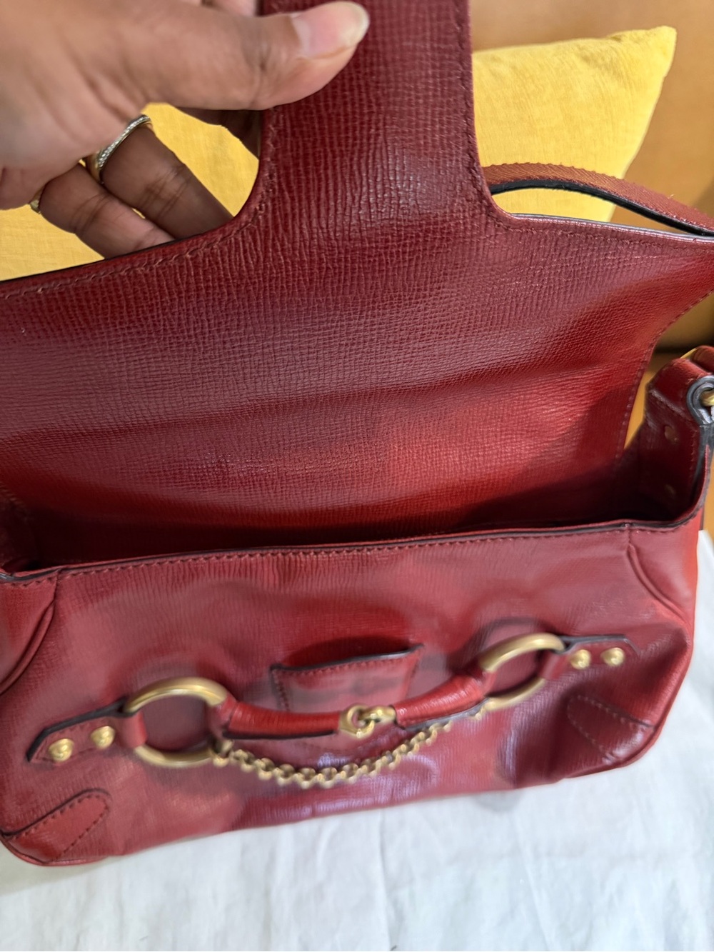 Gucci Vintage Horsebit Shoulder Bag | Red Leather | Made in Italy - Picture 4 of 5